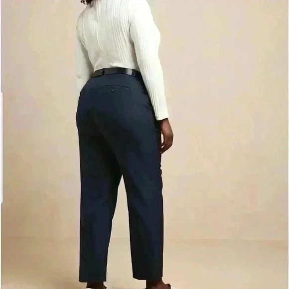 Banana Republic Curve Avery Herringbone Straight Pant - Picture 6 of 15